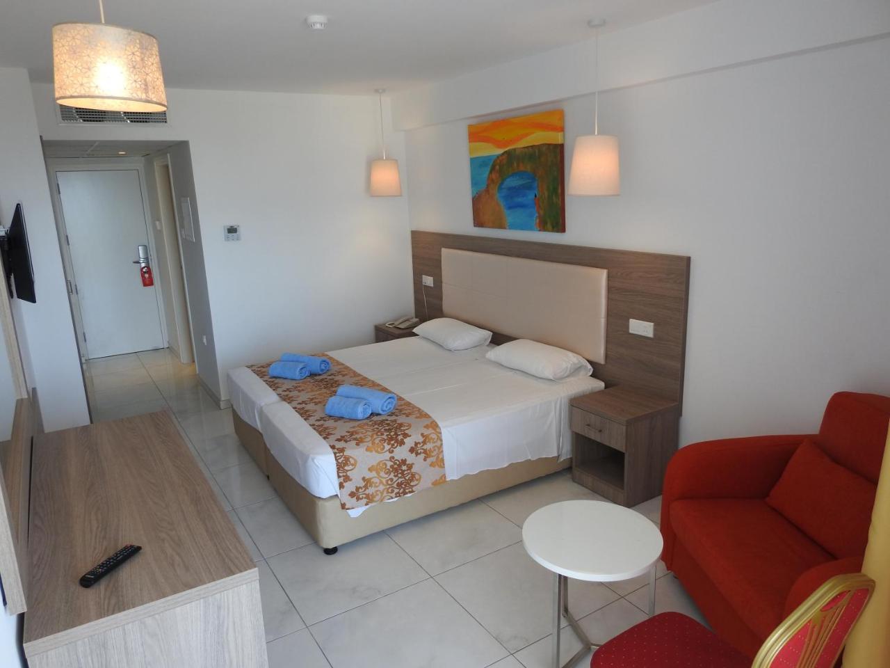 Corfu Hotel Ayia Napa Ngoại thất bức ảnh